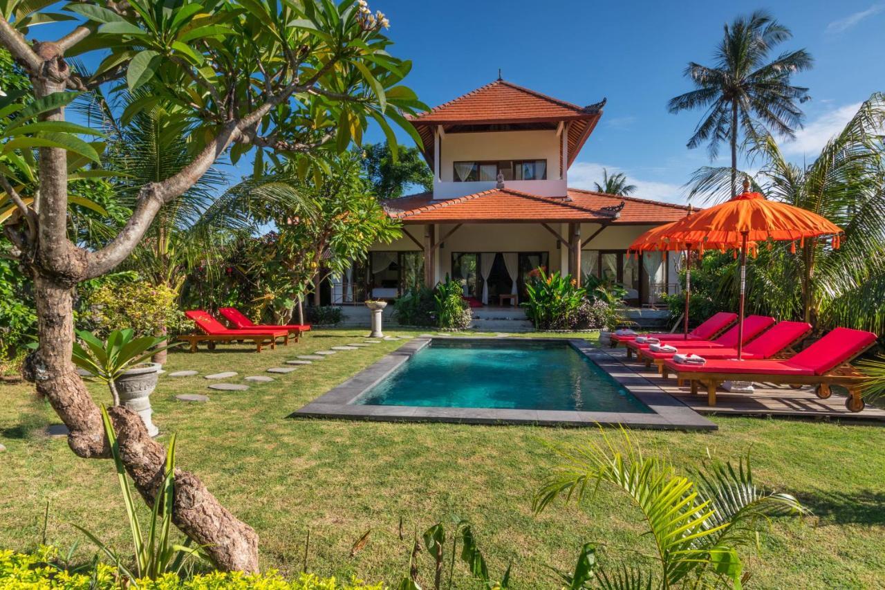 Villa Gayatri Hidden Oasis Амед Экстерьер фото